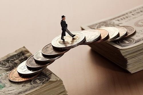 1586939488271960.jpg 信用貸款難利率是多少.jpg